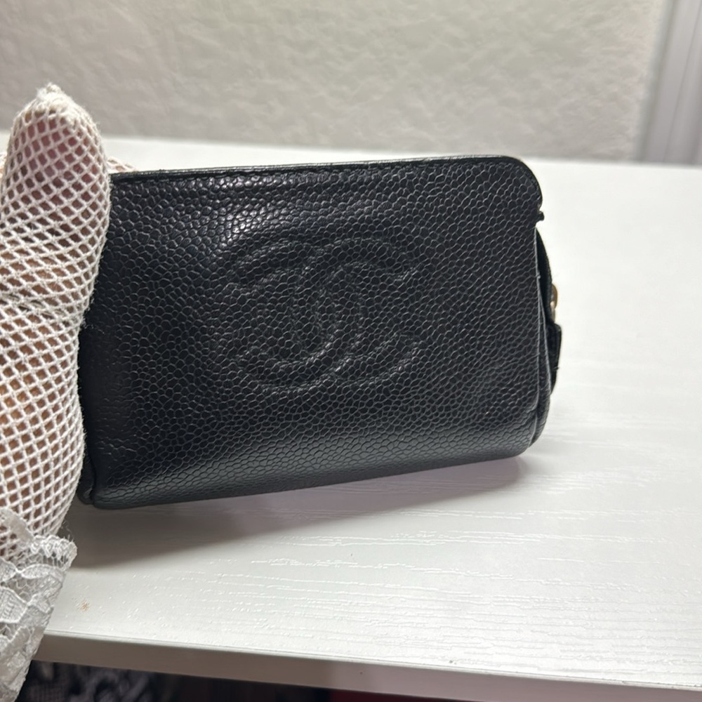 Authentic Chanel Black caviar Leather pouch Wallet - Picture 14 of 16